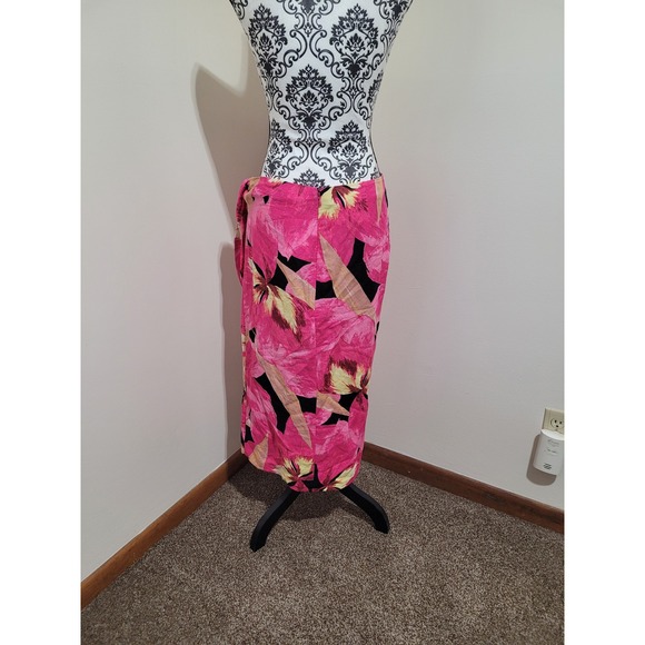H&M Dresses & Skirts - NWT H&M Floral Linen Blend Wrap‎ Skirt Womens 10 Pink Tropical Sarong